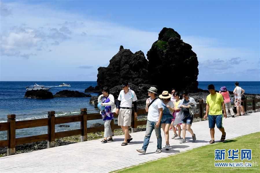 （圖文互動）（2）旅游旺季來臨 臺灣業(yè)者各展身手引游客