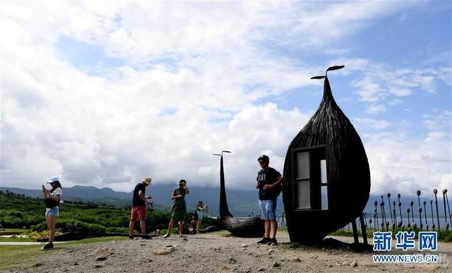 （圖文互動）（7）旅游旺季來臨 臺灣業(yè)者各展身手引游客