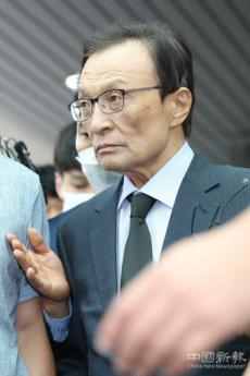 韓國記者在靈堂問首爾市長性丑聞 遭執(zhí)政黨黨首怒斥