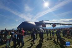 中國(guó)空軍運(yùn)-20飛機(jī)亮相奧地利“空中力量-2022”航展