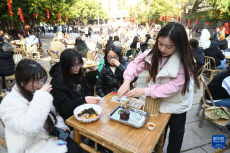 福建福州：“大眾茶館”市民休閑消費(fèi)好去處