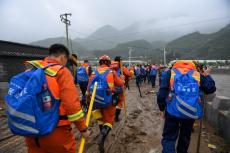 暴雨洪災(zāi)下中國救援力量守護民眾安全